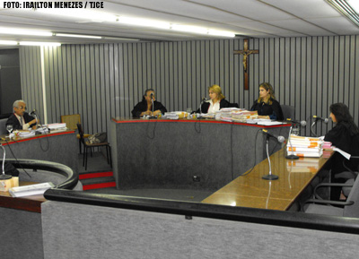 Estado do Ceará deve pagar R$ 36 mil e pensão aos pais do menor que se matou em delegacia