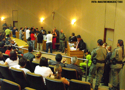 Julgamento de estudante deve terminar após as 22 horas no Fórum Clóvis Beviláqua