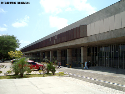 Desembargador Filgueira Mendes determina que Estado conceda tratamento a paciente terminal