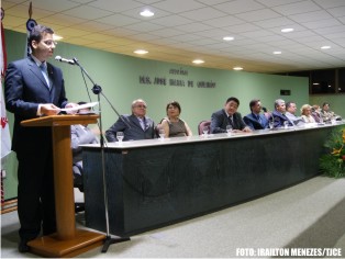 Juiz Marcelo Roseno assume presidência da ACM e destaca valorização da magistratura