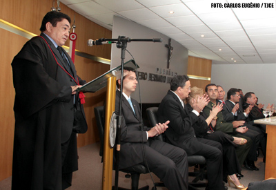 Desembargador Jucid Peixoto defende justiça eficaz, célere e segura