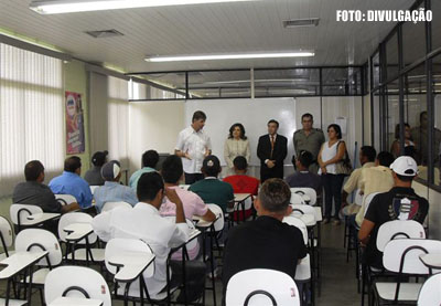 1ª Vara de Russas e empresa Dakota firmam parceria para a ressocialização de presos