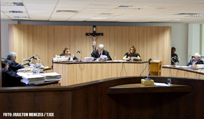 Justiça anula processo e manda citar Federação Cearense de Futebol sobre estadual de 2002