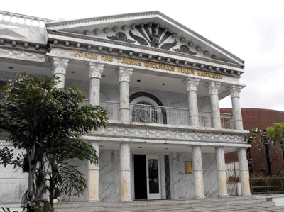 Justiça condena banco por empréstimos não firmados com aposentada