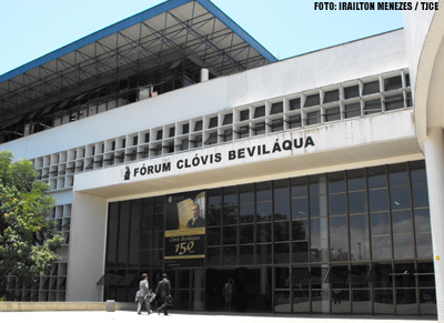 1ª Vara do Júri leva a julgamento nesta terça-feira policial acusado de tentativa de homicídio