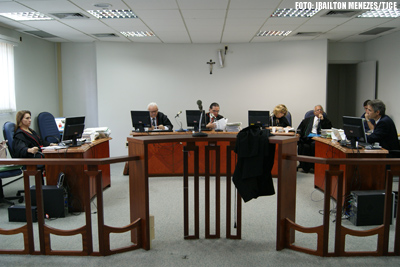 Justiça condena cooperativa a pagar indenização de R$ 12 mil a médico