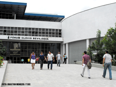 Grupo de auxílio para reduzir congestionamento chega à 5ª Vara Cível