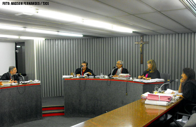 Justiça cassa liminar que havia suspendido desaprovação das contas de ex-prefeita de Quixeré