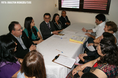 Coordenadoria da Infância e da Juventude  do TJCE analisa processos de crianças em abrigo