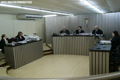 3ª Câmara Cível condena Unimed a pagar  indenização de R$ 10 mil por negar atendimento