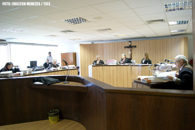 2ª Câmara Cível decide que UVA não pode cobrar taxa de matrícula