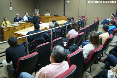 Acusado de matar travesti está sendo julgado no Fórum Clóvis Beviláqua