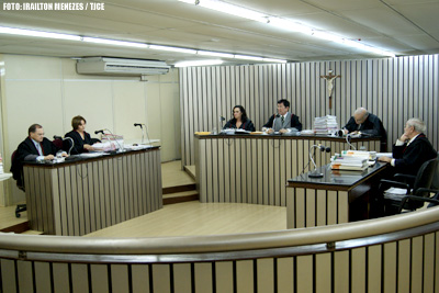 3ª Câmara Cível mantém decisão que determinou internação de idosa pela Unimed