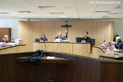 Justiça mantém liminar que impede UVA de cobrar taxas pelos cursos de graduação e extensão