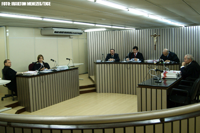 Justiça determina que Sul América Seguros forneça tratamento domiciliar à idosa