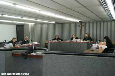 Justiça condena motorista a indenizar mãe de vítima fatal de acidente automobilístico