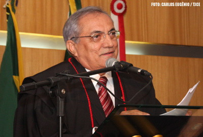 Desembargador Francisco Pedrosa nega liberdade a médico acusado de praticar abortos