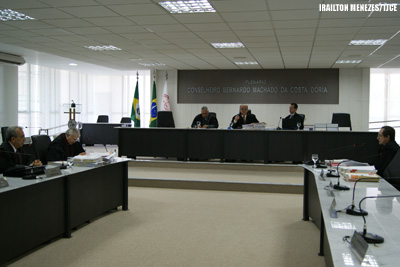 Justiça condena Município de Quiterianópolis a pagar salário mínimo para servidora