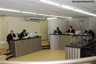 3ª Câmara Cível julga improcedente dissídio de greve de professores de Maracanaú