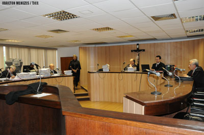 1ª Câmara Cível condena Estado a fornecer stents à paciente