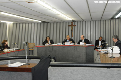 1ª Câmara Criminal mantém sentença que condenou réu a 16 anos de prisão