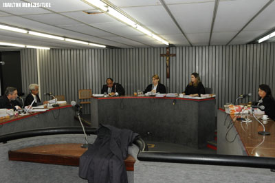 Estado do Ceará e o Município de Fortaleza devem fornecer remédio para paciente com câncer