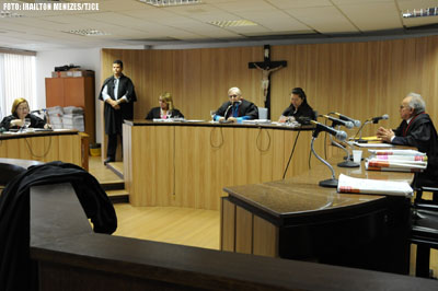 6ª Câmara Cível condena Telemar a pagar indenização de R$ 5 mil por danos morais