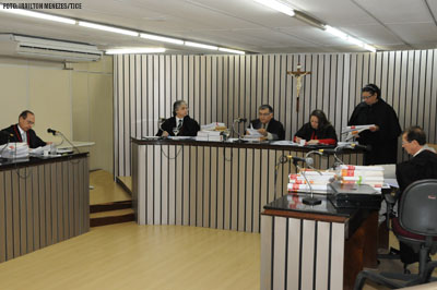 5ª Câmara Cível mantém condenação de vereador pela prática de improbidade administrativa