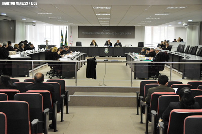 Justiça determina que Estado forneça  medicamentos para pacientes