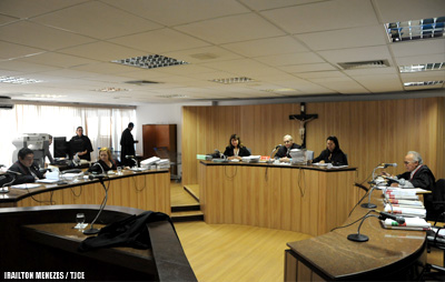 Empresa de telefonia é condenada por manter nome de cliente negativado após pagamento do débito