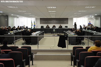 TJCE determina que Estado e Município forneçam medicamentos e alimentação a pacientes