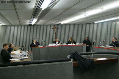 5ª Câmara Cível condena motorista a indenizar vítima de acidente