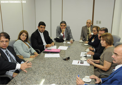 Grupo de Auxílio concluirá revisão dos processos de presos condenados da Comarca de Fortaleza