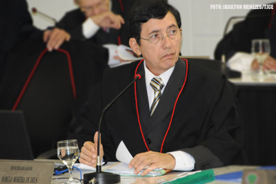 TJCE decide que Estado deve fornecer  remédio a portadores de doenças graves