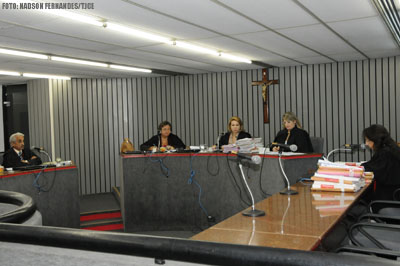 Justiça condena empresa a indenizar doméstica vítima de golpe aplicado por estelionatários