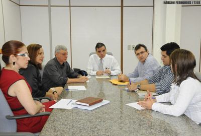 Fórum firma parceria com Secretaria de Saúde e Lacen para promover mutirão de interdição