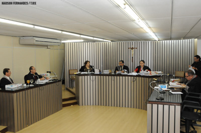 5ª Câmara Cível condena Banco Santander a pagar indenização por danos morais