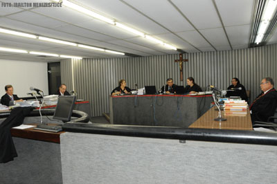 American Express deve pagar indenização de R$ 5 mil por incluir nome de aposentada no Serasa