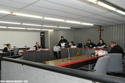 5ª Câmara Cível assegura a estudantes inadimplentes o direito de se matricular na UVA