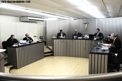 Justiça determina que empresa de ônibus pague prótese e pensão para vítima de acidente