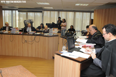 Professora transferida ilegalmente deve ser lotada em escola na sede do Município de Caririaçu