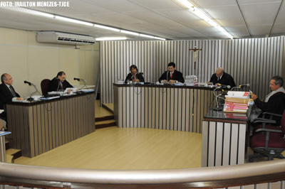 Beach Park e seguradora são condenados a indenizar família por morte em brinquedo