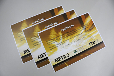 TJCE entrega certificados aos magistrados que cumpriram Meta 2 de 2009