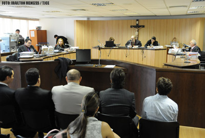 Estado é condenado a indenizar paciente que recebeu diagnóstico errado de HIV