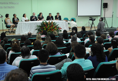 Magistrados, promotores e defensores participam da abertura de encontro sobre infância e juventude