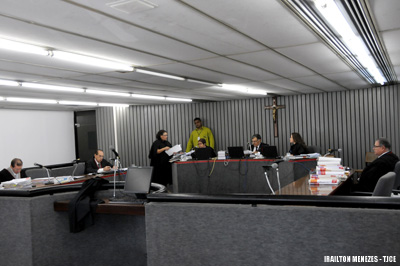 Mulher que teve seguro de vida cancelado por erro do Bradesco ganha indenização na Justiça