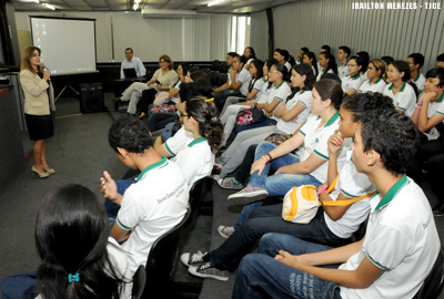 Tribunal de Justiça recebe visita de estudantes da Escola Estadual Paulo Petrola