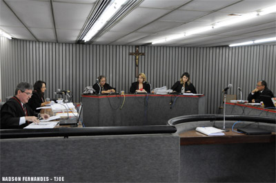 Seguradora é condenada a pagar apólice de R$ 83 mil para cliente que teve caminhão roubado