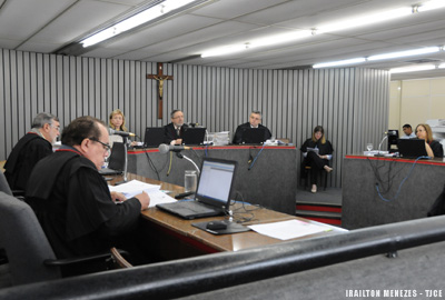 8ª Câmara Cível determina continuidade do processo de adoção de bebê encontrado em terreno