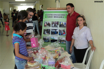 Comarca de Eusébio realiza exposição de artesanato produzido por adolescentes em conflito com a lei